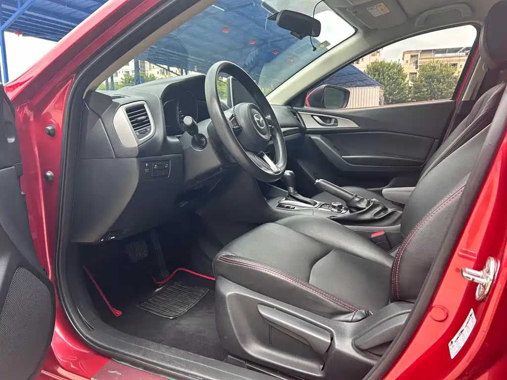 Mazda 3 Axela — миниатюра 4