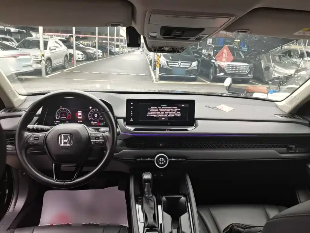 Honda Accord — миниатюра 10