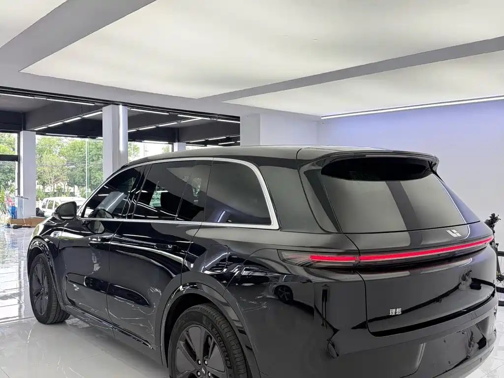 Li Auto Li L8 — миниатюра 6