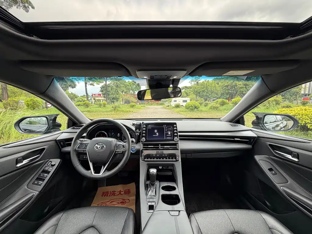 Toyota Avalon — миниатюра 8