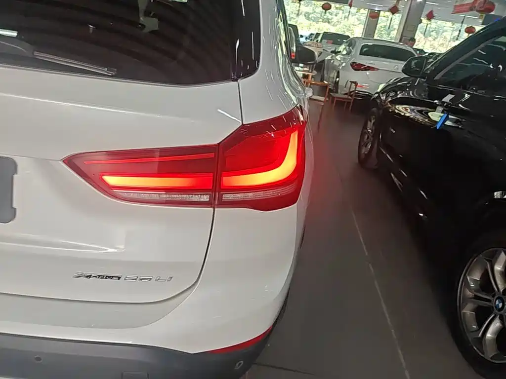 BMW X1 — миниатюра 8