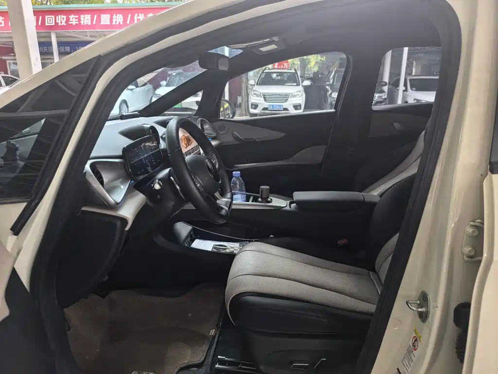 BYD Dolphin — миниатюра 4