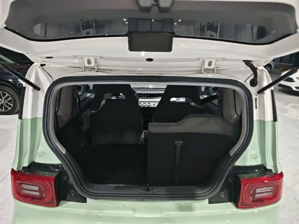 Wuling MINIEV — миниатюра 19