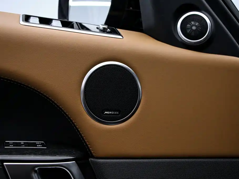 Land Rover Sport — миниатюра 14