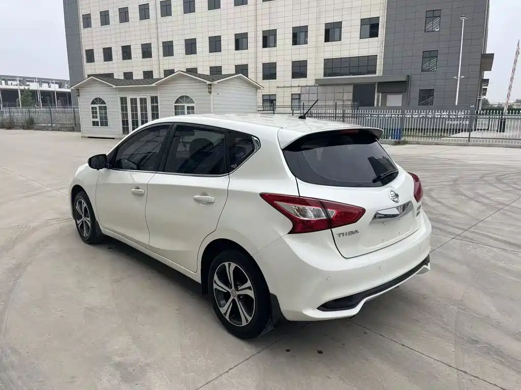 Nissan Tiida 2019 1.6L CVT VI