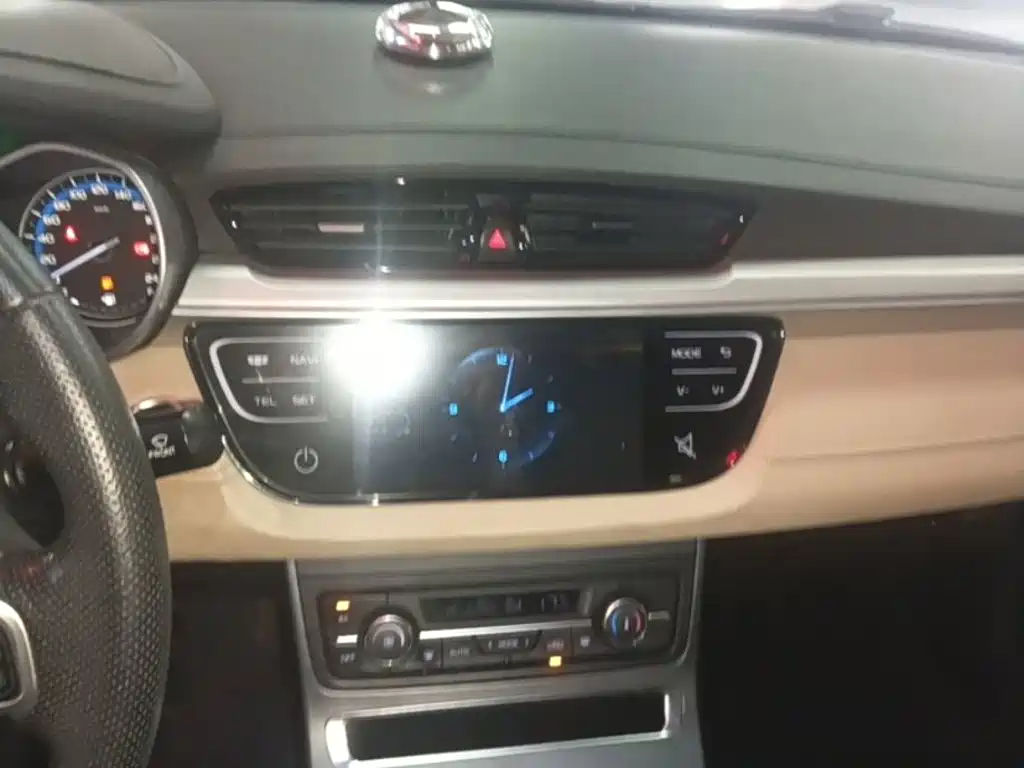 Geely Emgrand — миниатюра 13
