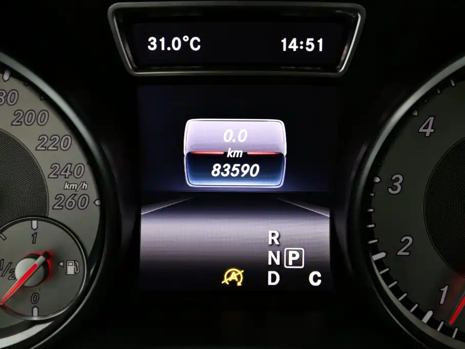 Mercedes-Benz GLA — миниатюра 13