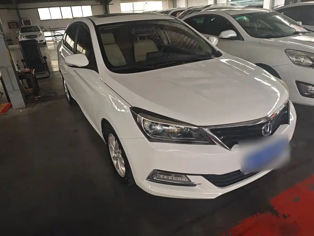 Changan V7 — миниатюра 5