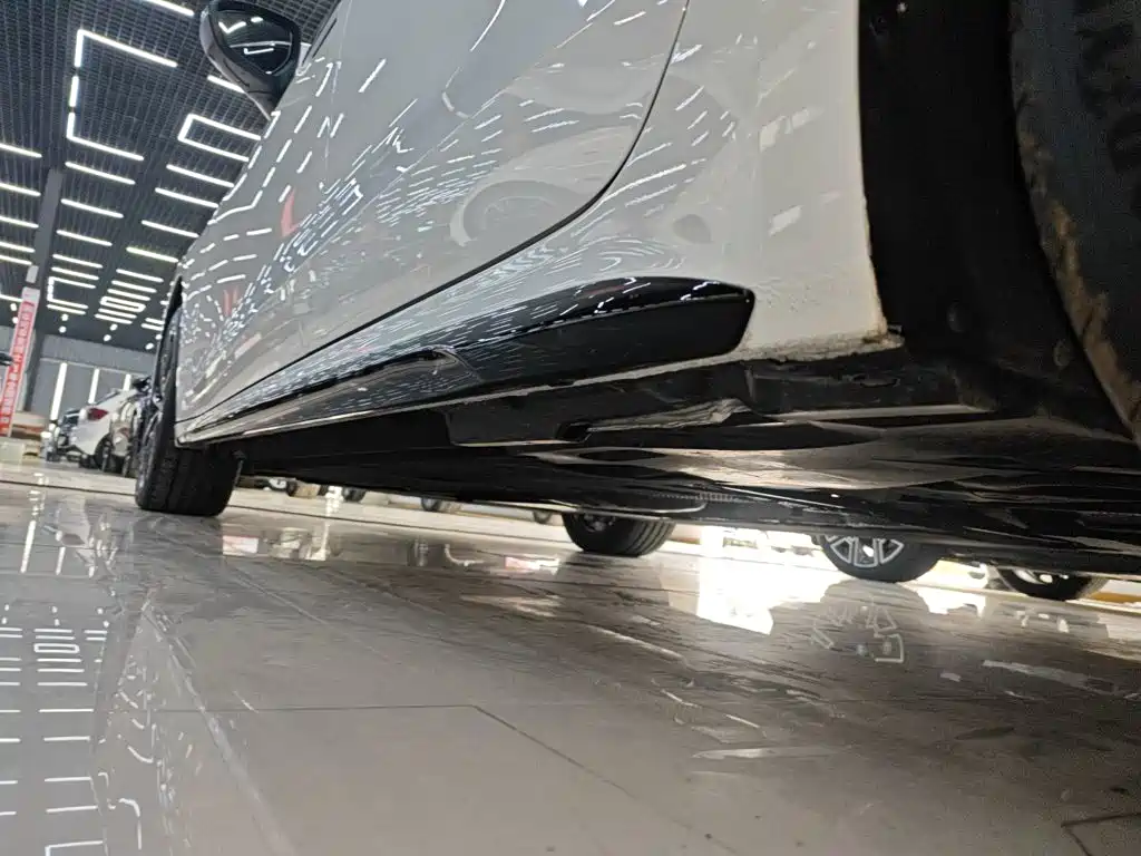 Audi A5L — миниатюра 21