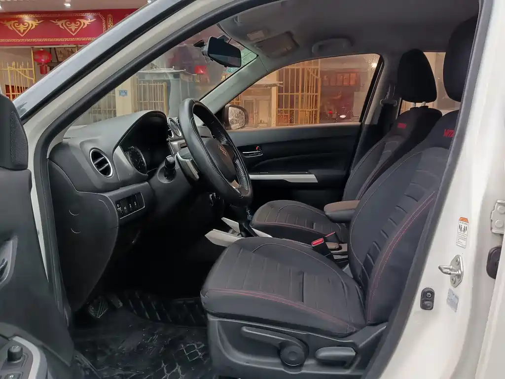 Suzuki Vitara 1.4T Auto 2WD Elite Type, фото 7