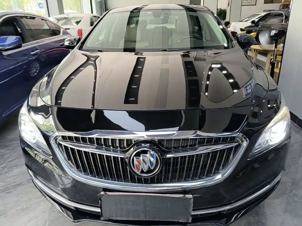 Buick LaCrosse — миниатюра 3