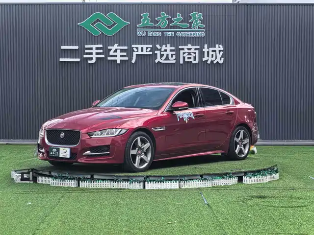 Jaguar XE