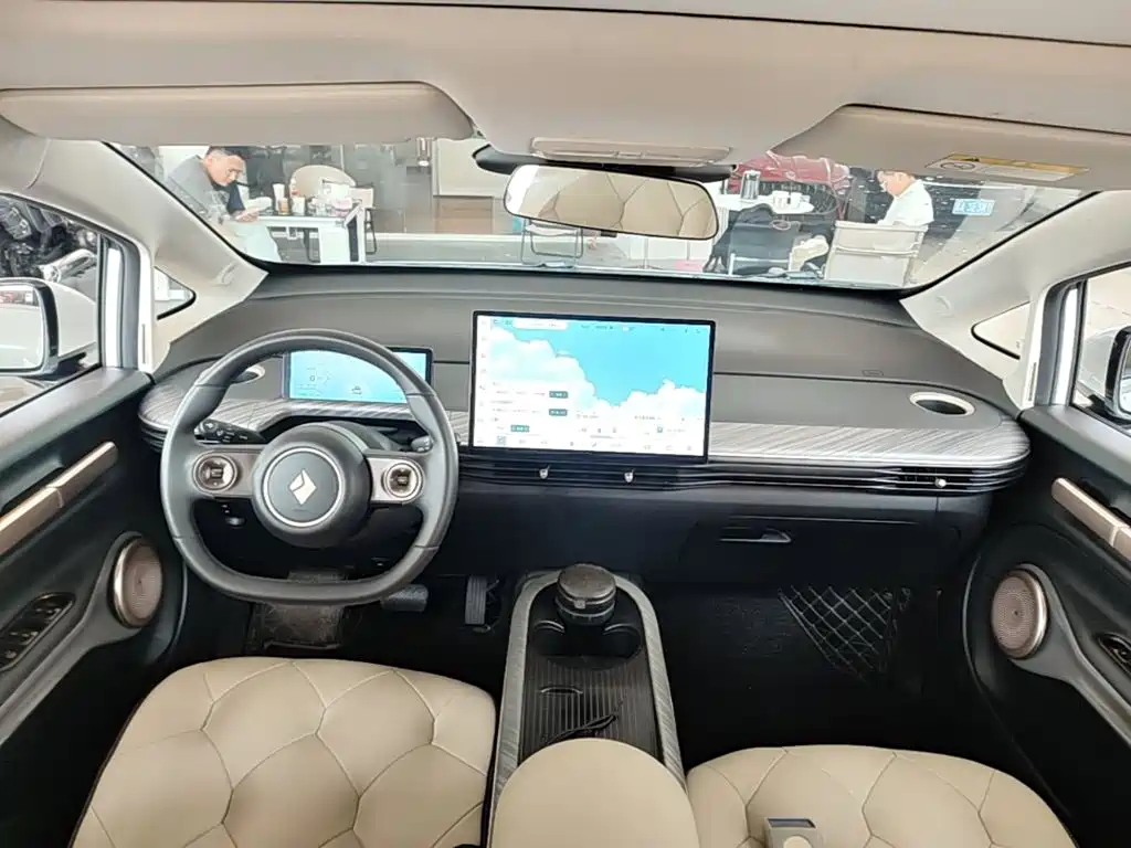 Baojun Yunduo — миниатюра 10