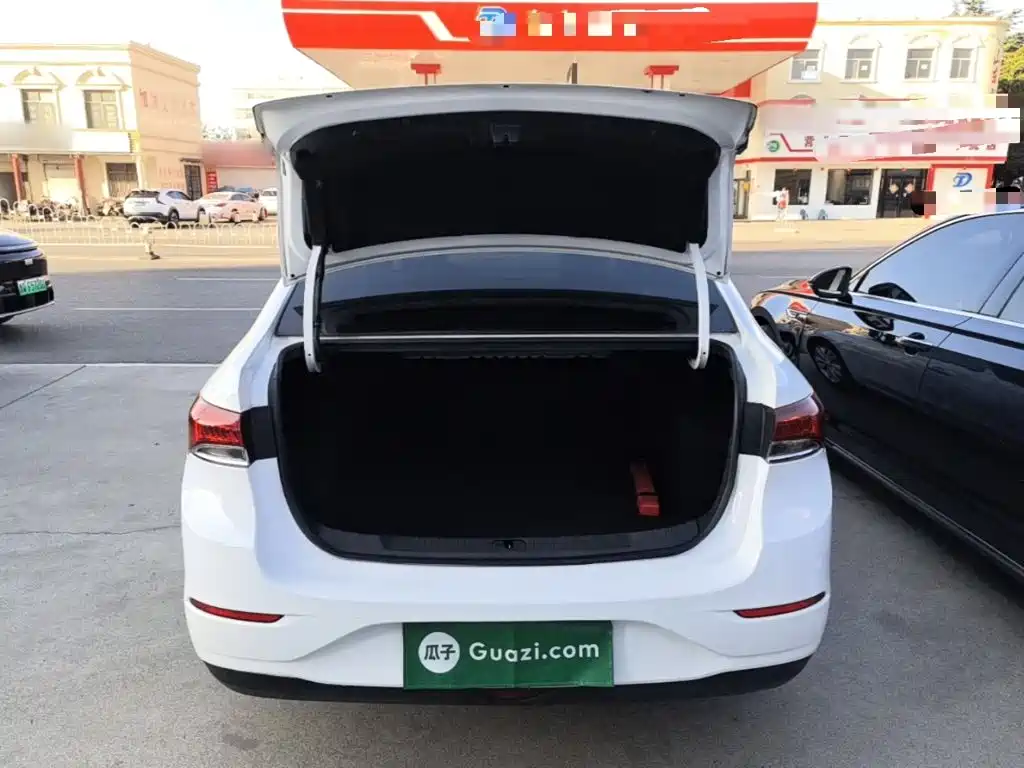 Buick Excelle — миниатюра 19
