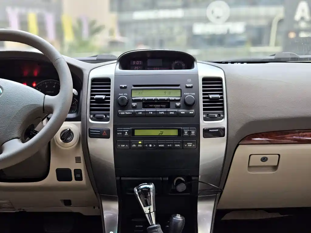 Toyota Prado (Import) — миниатюра 13
