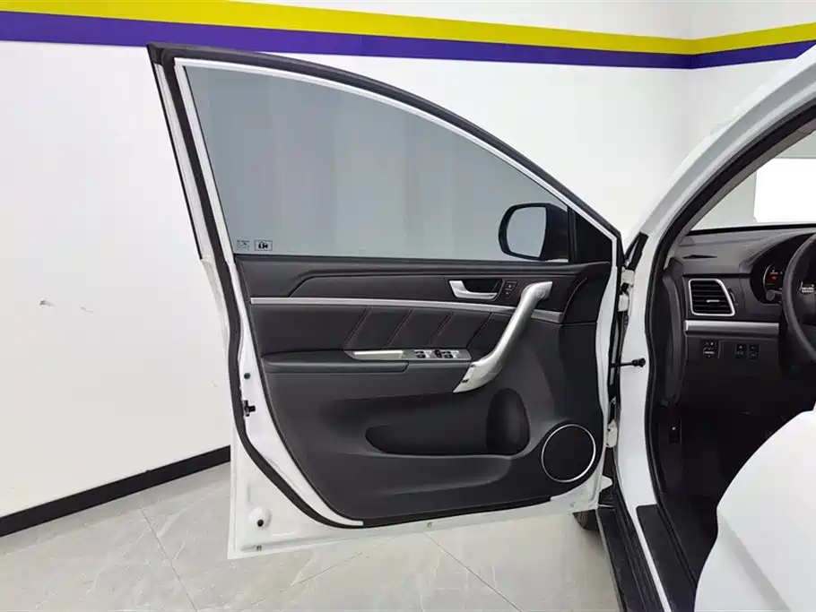 Haval M6 2019 1.5T DCT Elite VI