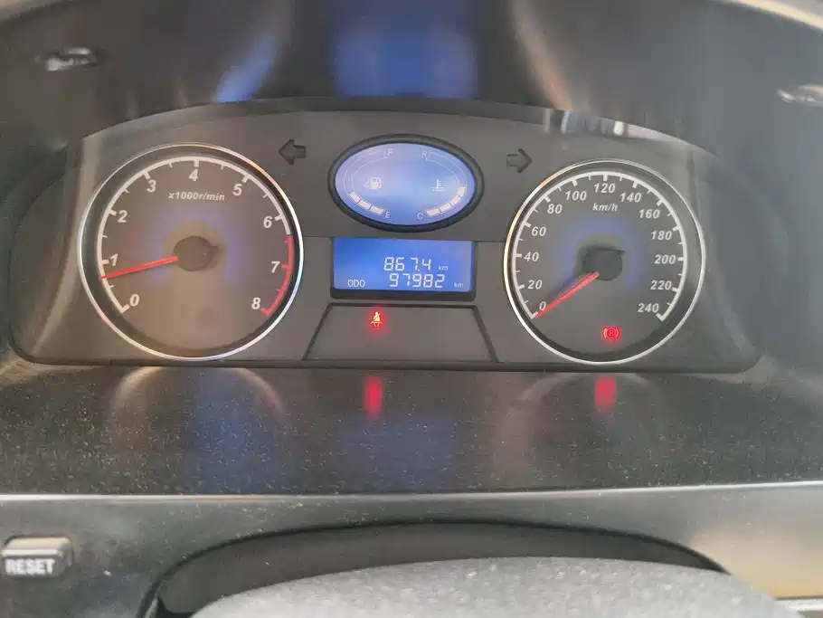 Geely Emgrand Classic — миниатюра 14