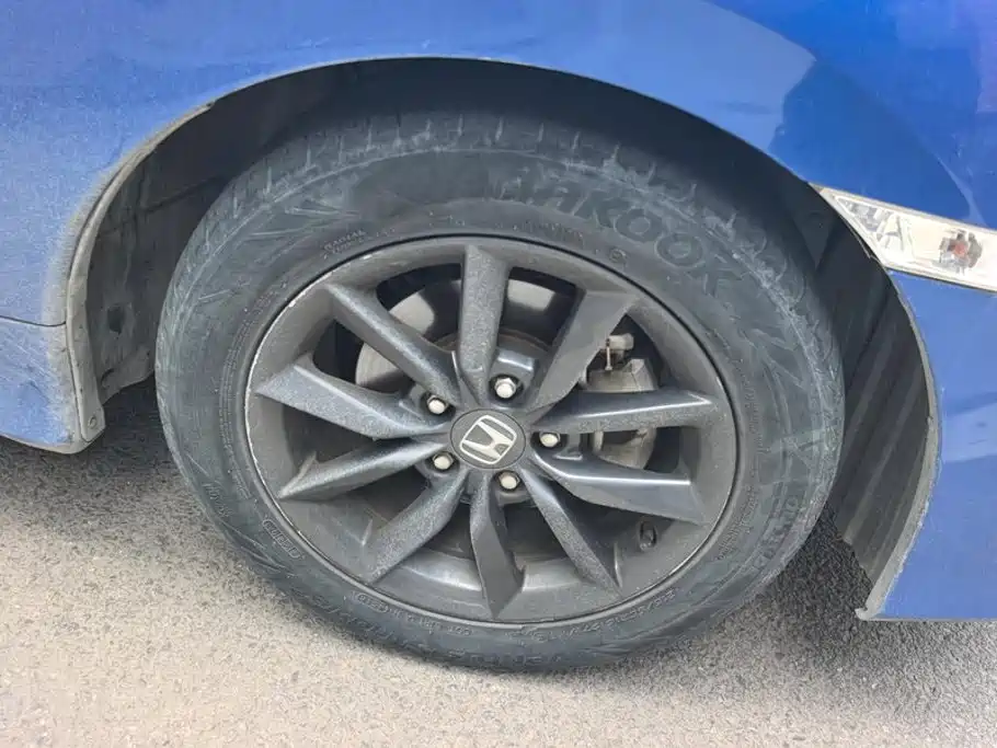 Honda Civic — миниатюра 6