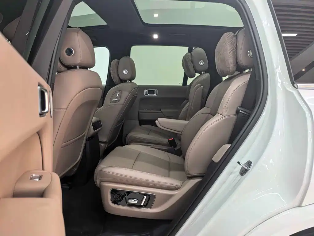 Li Auto L8 2025 Ultra