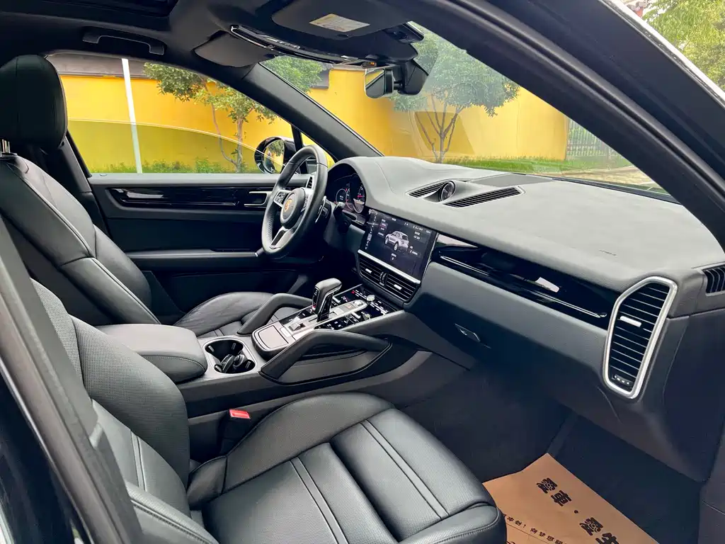Porsche Cayenne 2019 Cayenne 3.0T