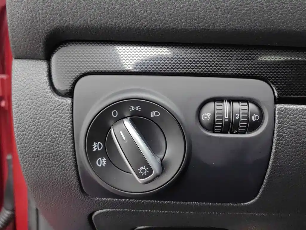 Volkswagen Golf — миниатюра 21