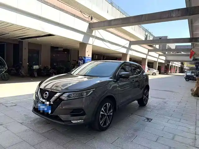 NISSAN QASHQAI 2020