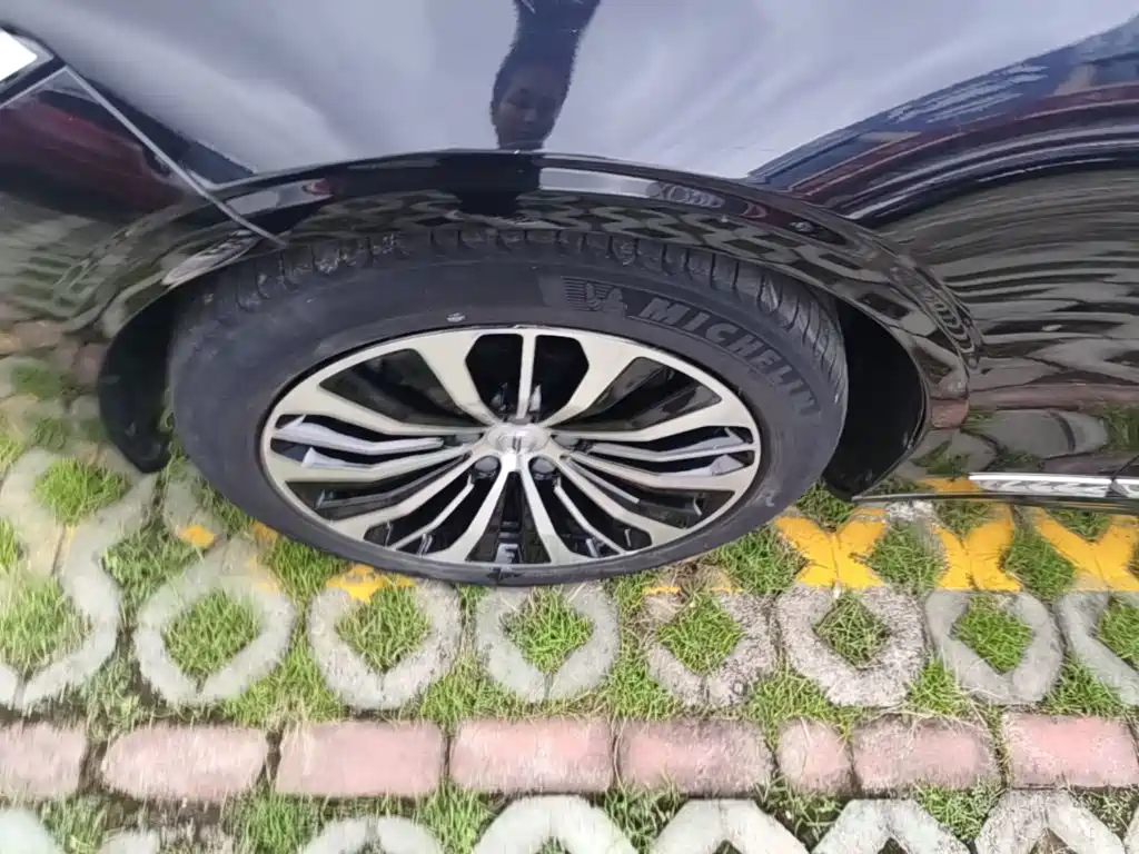 Volvo S90 — миниатюра 23
