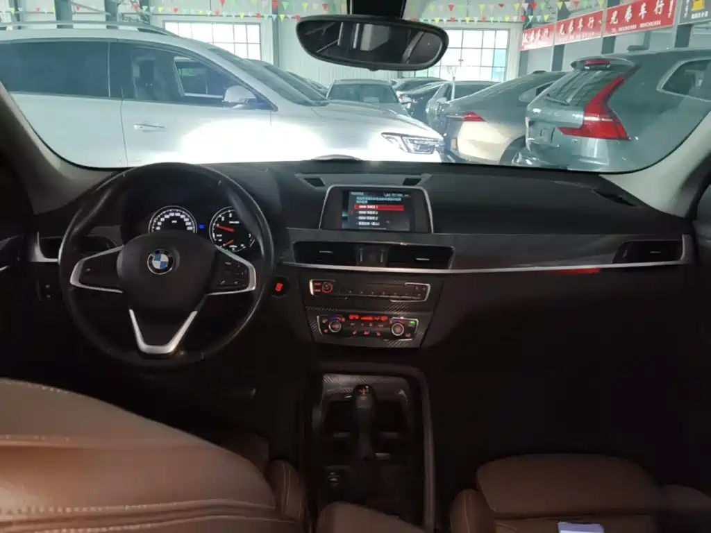 BMW X1 — миниатюра 10