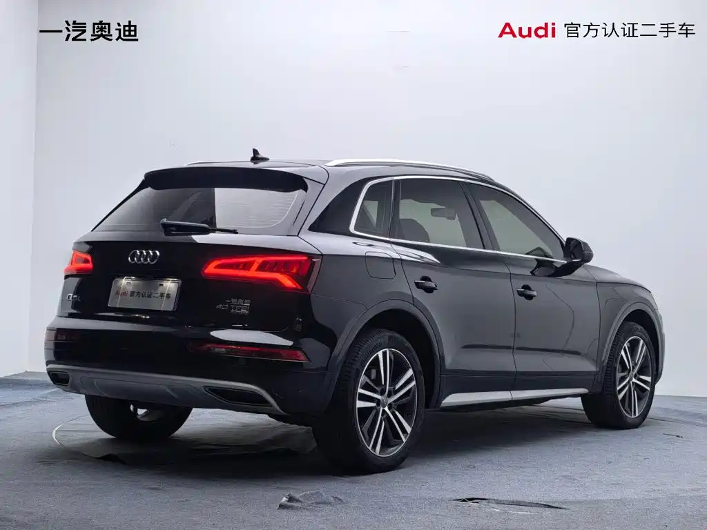 Audi Q5L — миниатюра 3