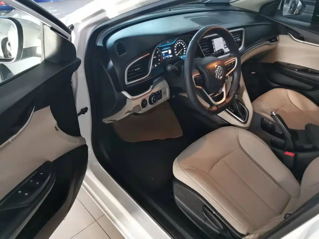Buick Excelle — миниатюра 15