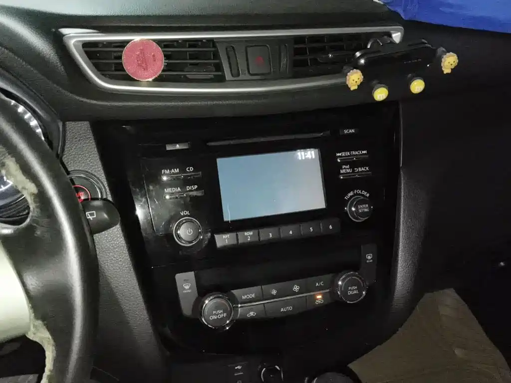 Nissan X-Trail — миниатюра 9