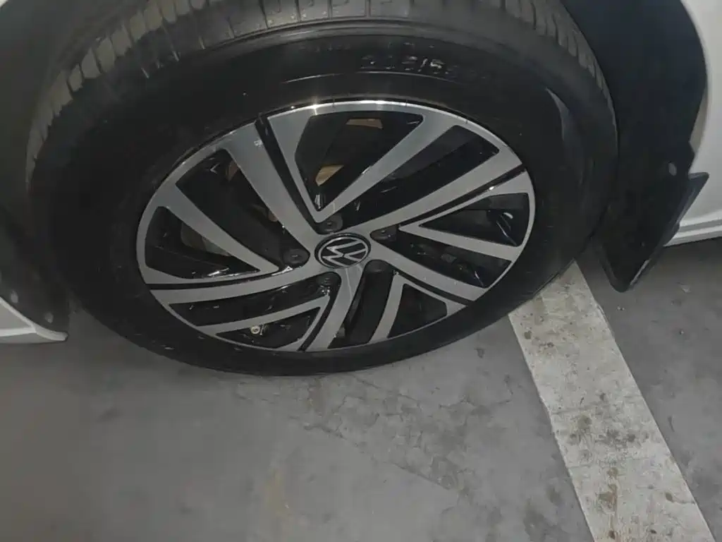 Volkswagen Lavida — миниатюра 23