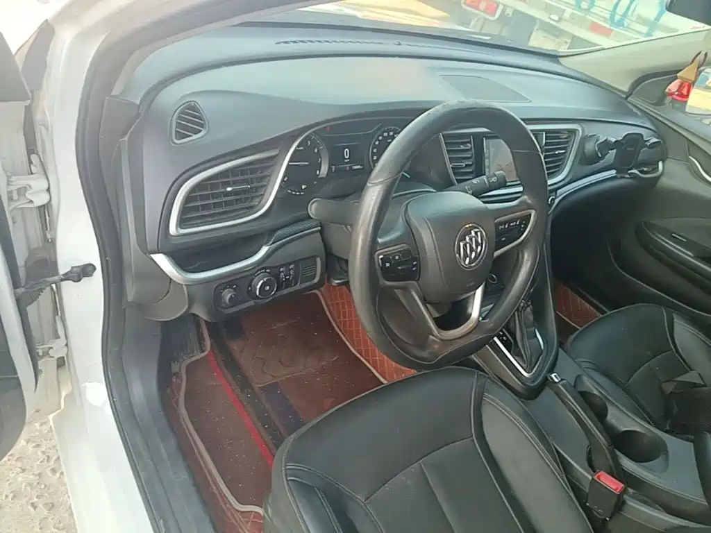 Buick Excelle — миниатюра 10