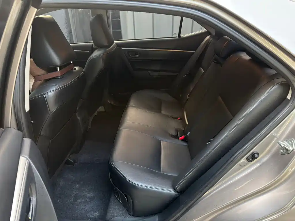 Toyota Corolla — миниатюра 4