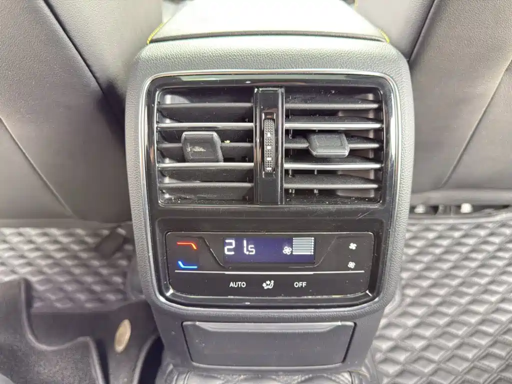 Volkswagen CC — миниатюра 19