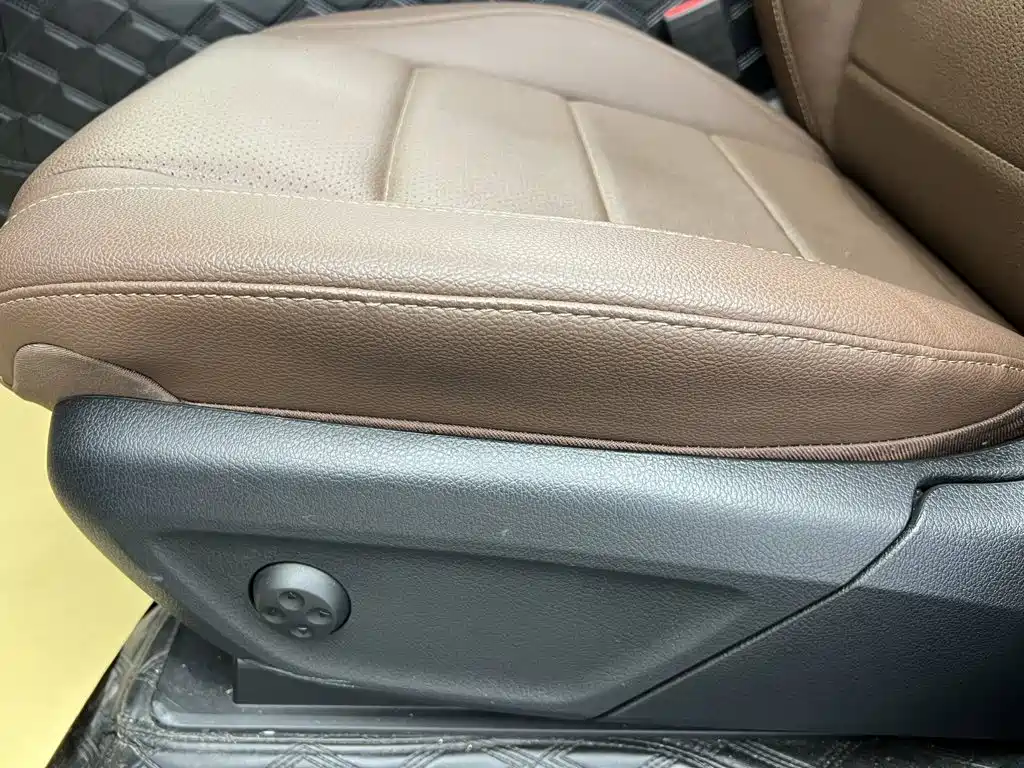 Mercedes-Benz GLE (Import) — миниатюра 34