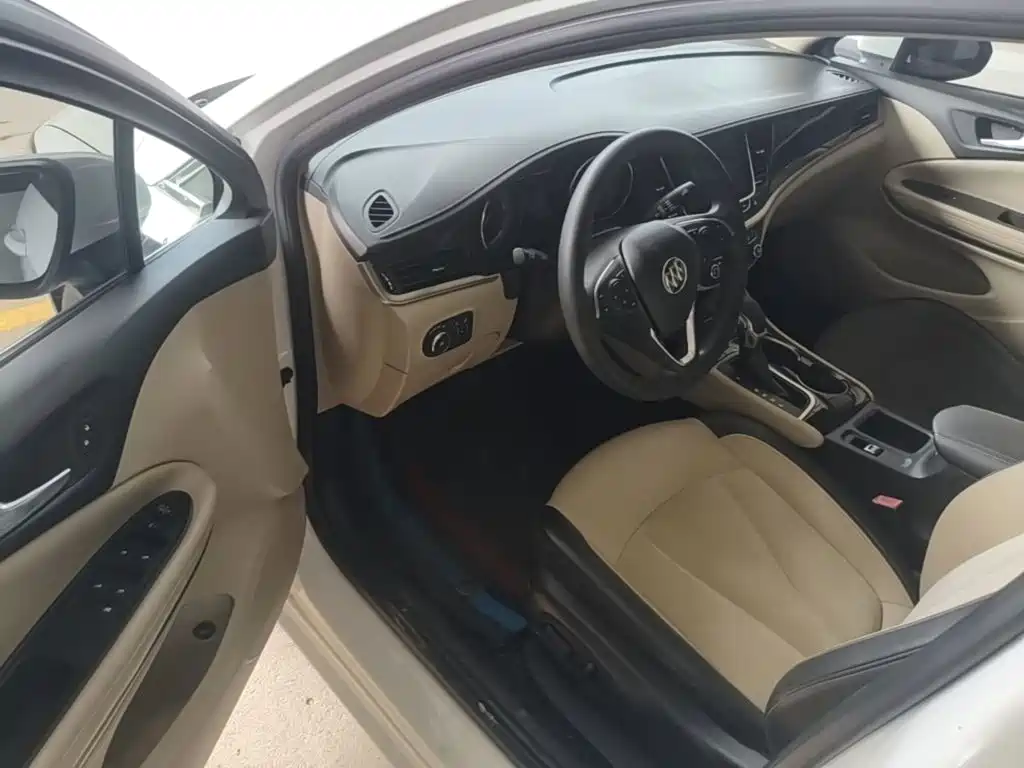Buick Verano — миниатюра 16