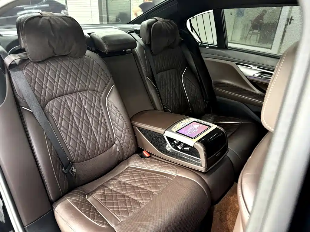 BMW 7 Series — фотографии объявления, Фото 13
