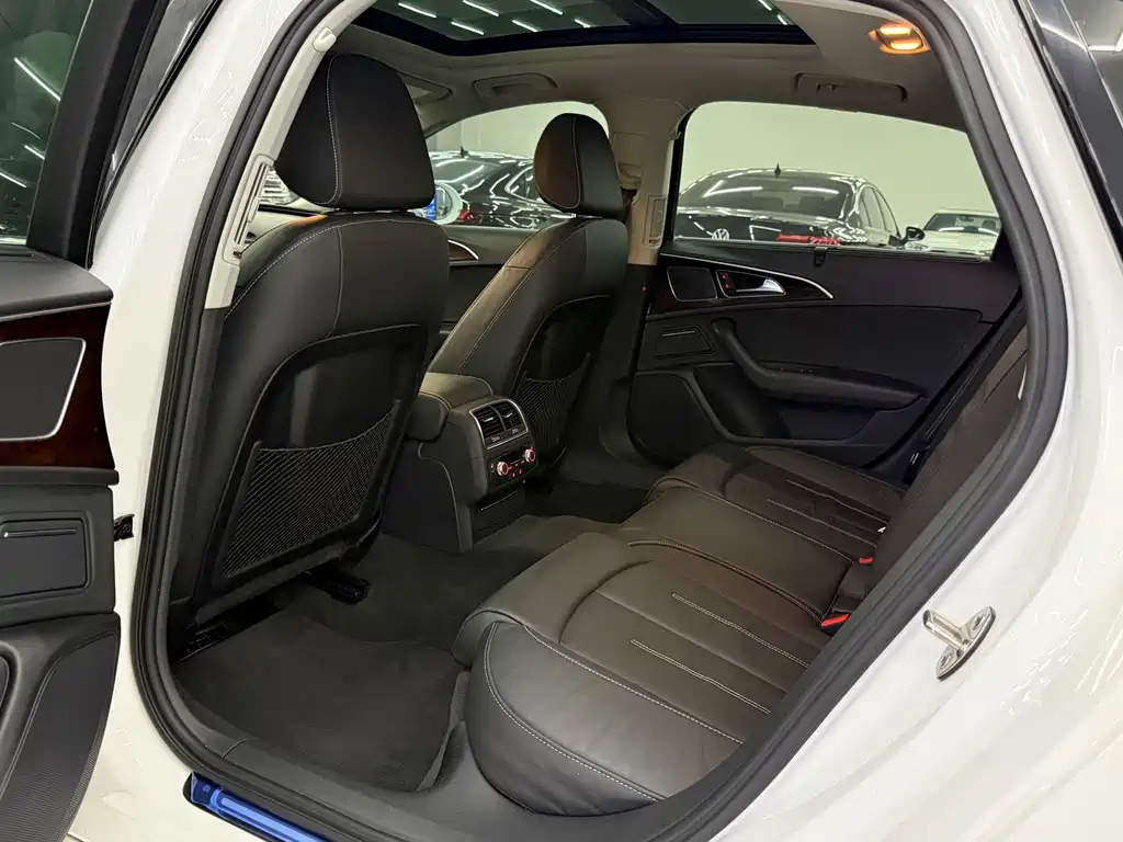 Audi A6L New Energy — миниатюра 5