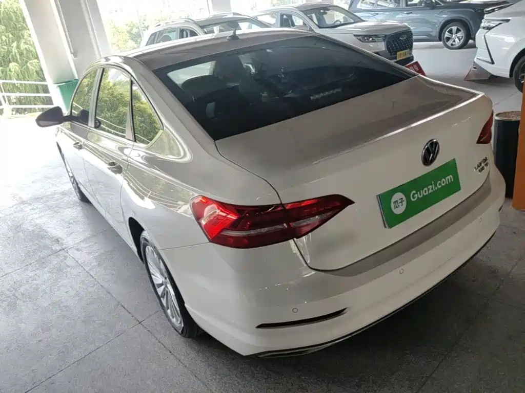 Volkswagen Lavida — миниатюра 5