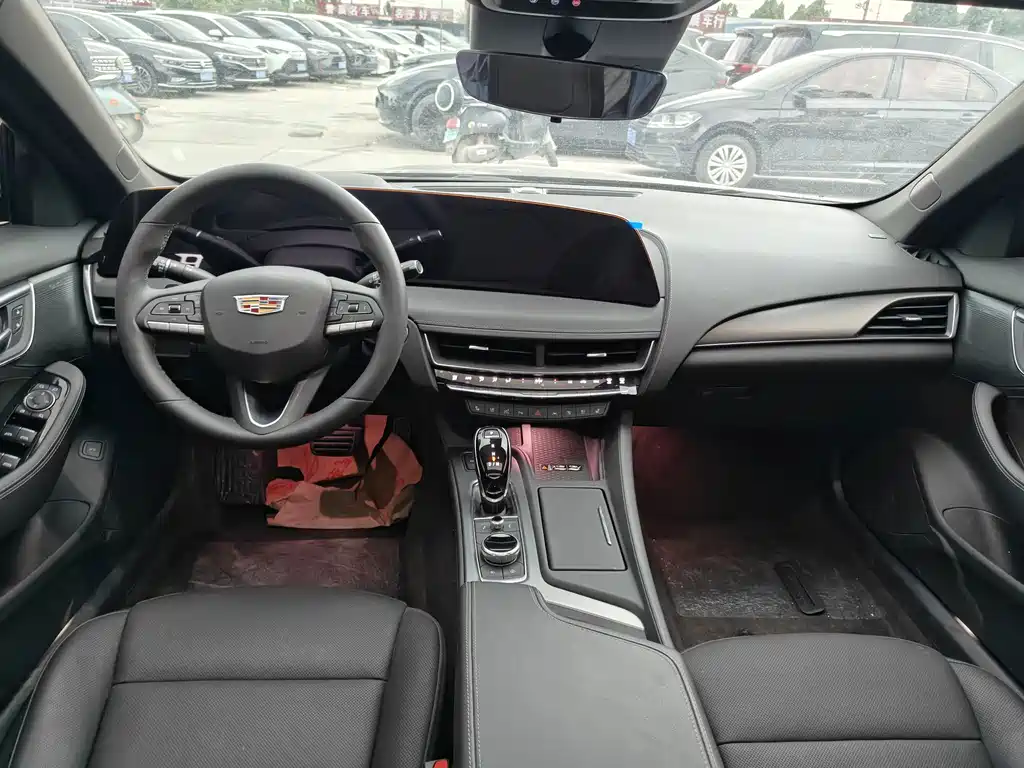 Cadillac CT5 — миниатюра 6