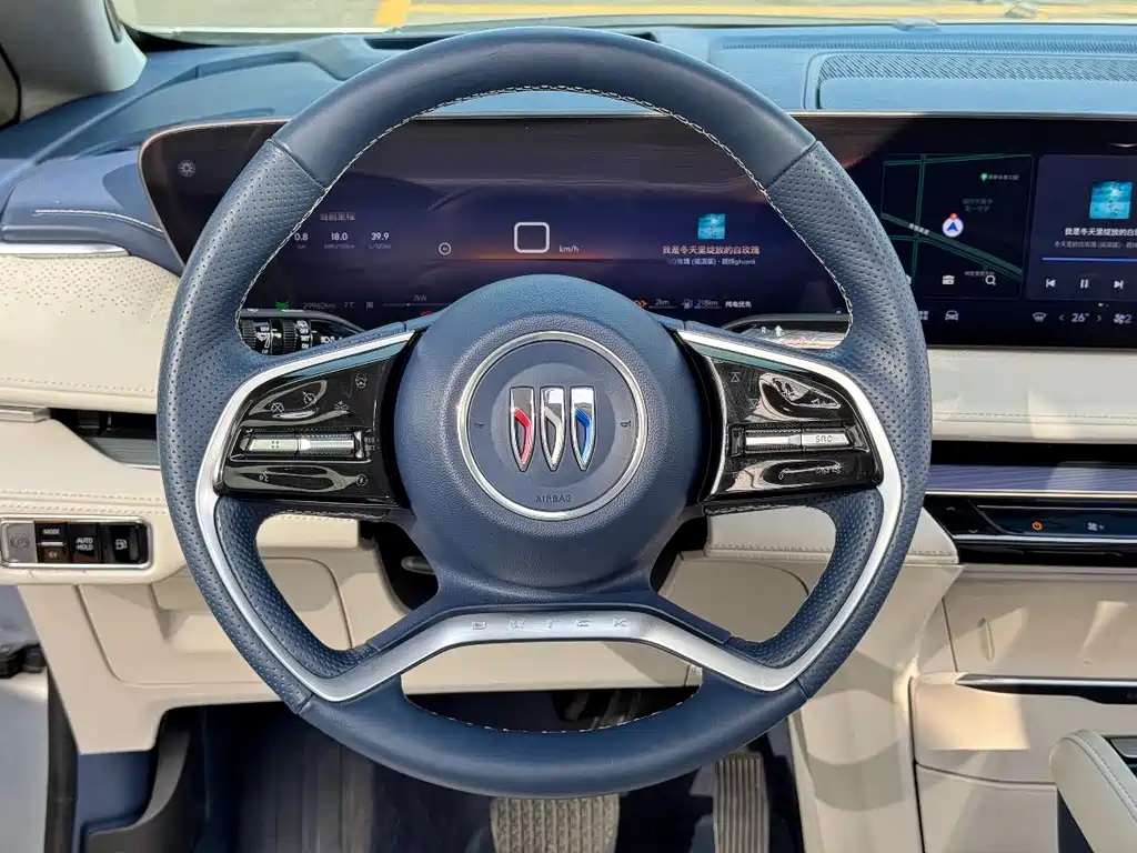 BUICK GL8 NEW ENERGY