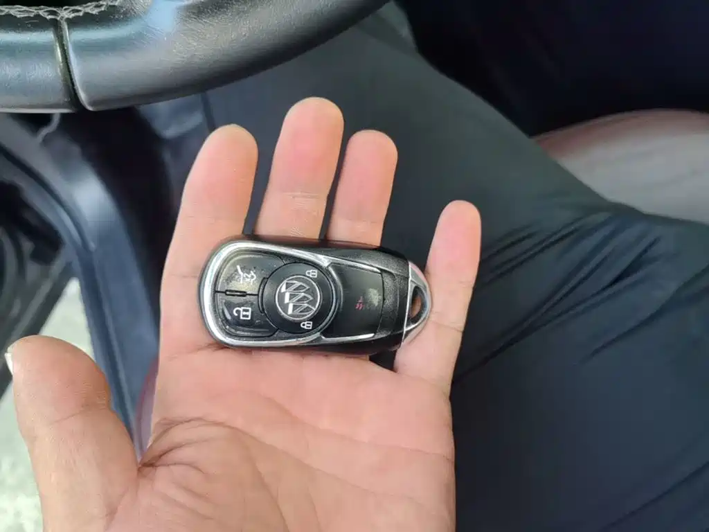 Buick Envision Plus — миниатюра 9