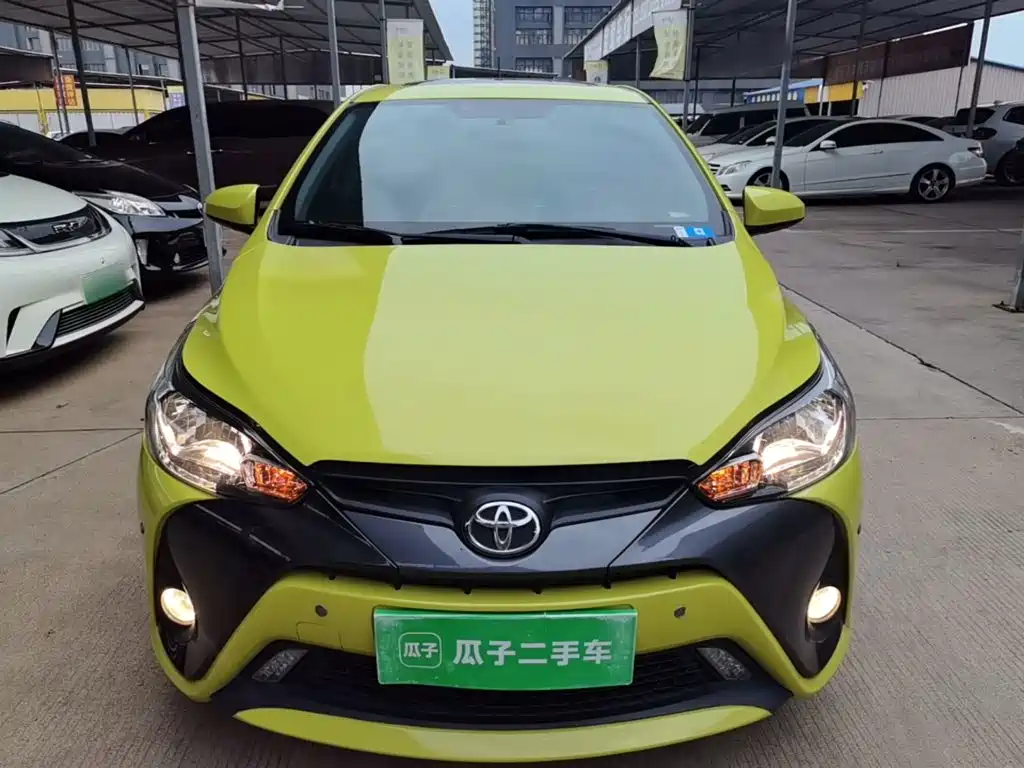 Toyota Yaris L — миниатюра 3
