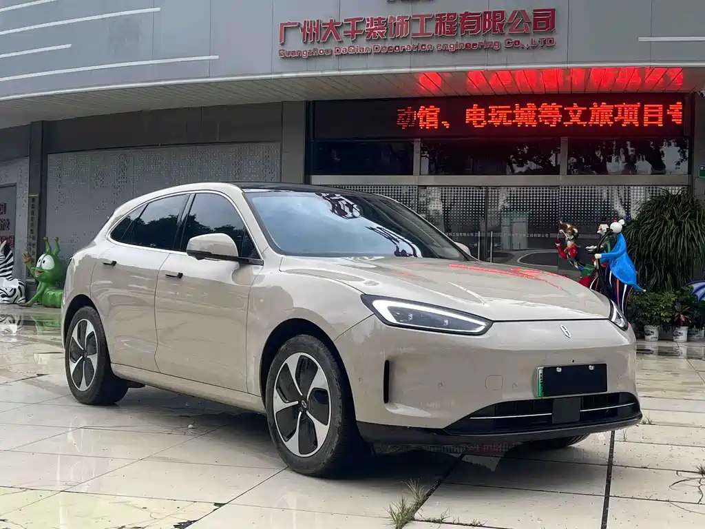 AITO Wenjie AITO M5 — миниатюра 3