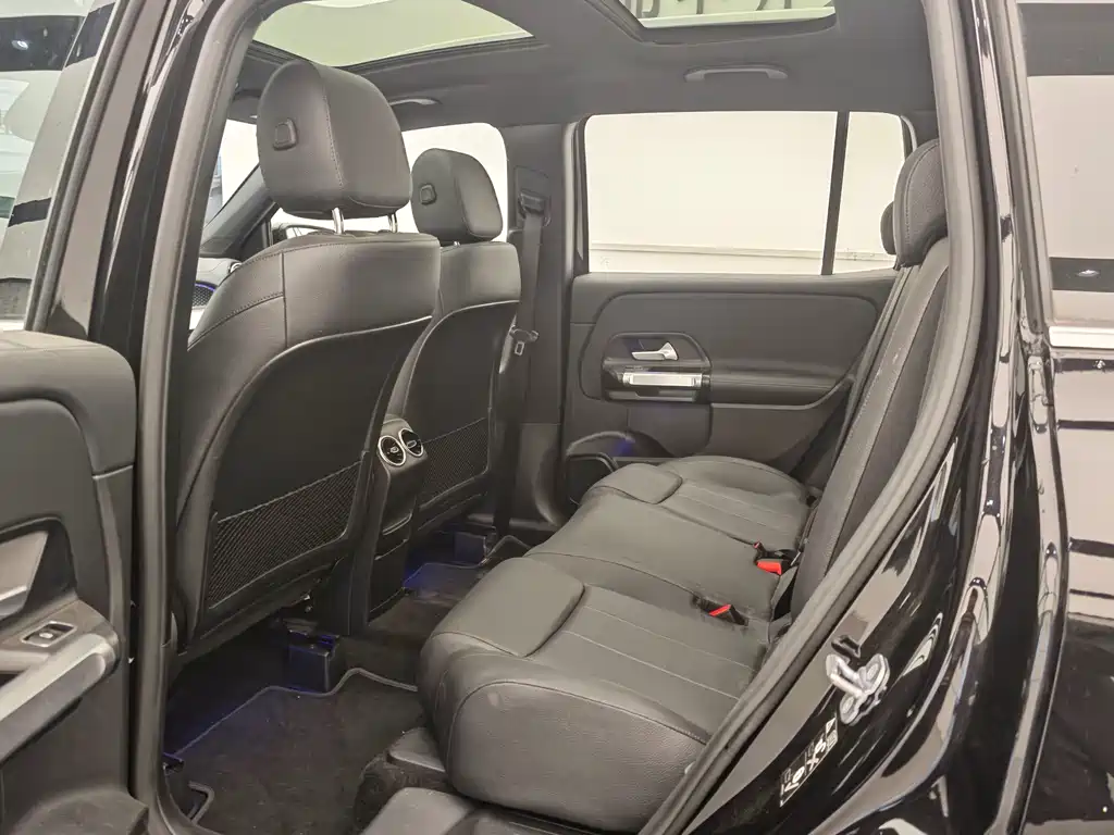 Mercedes-Benz GLB 2024 GLB 220