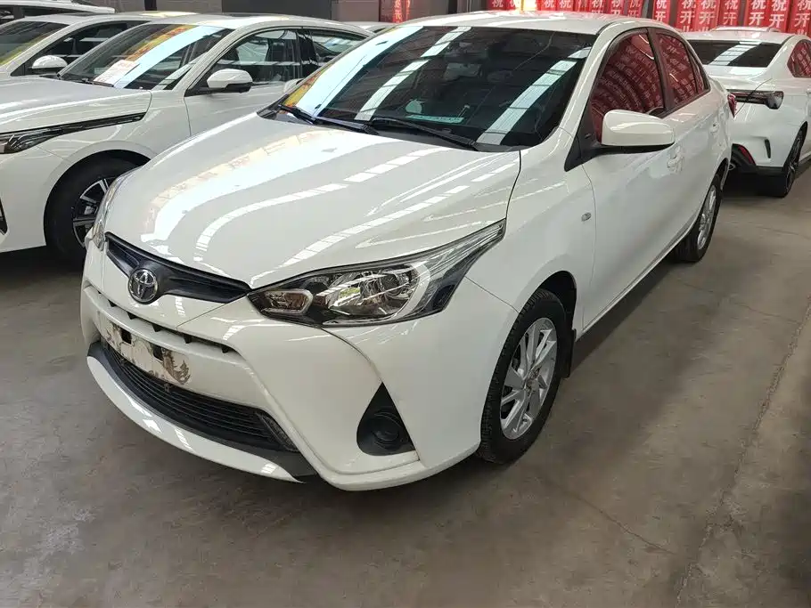 Toyota Yaris L 2019