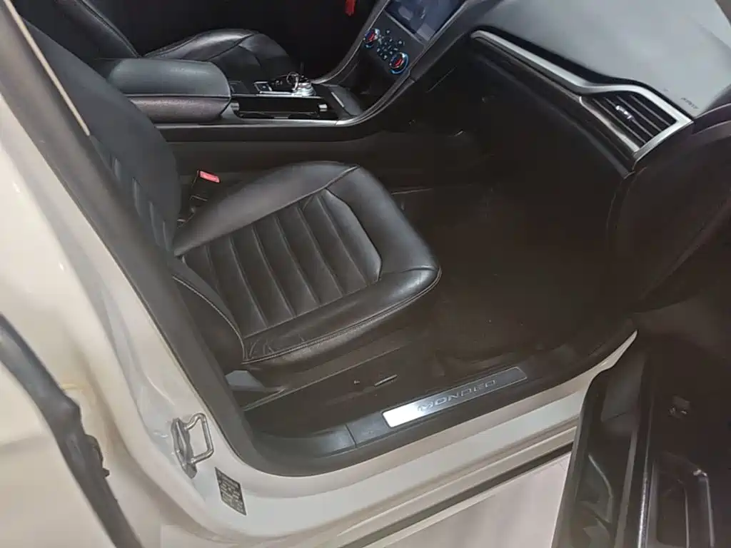Ford Mondeo — миниатюра 25
