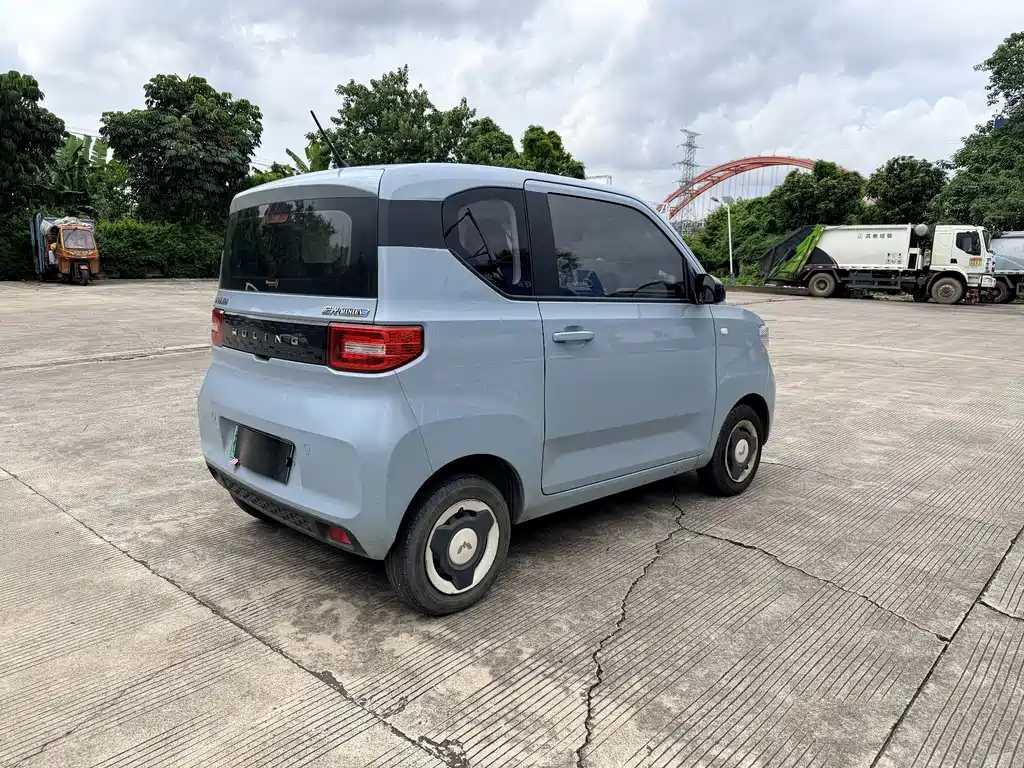Wuling MINIEV — миниатюра 7