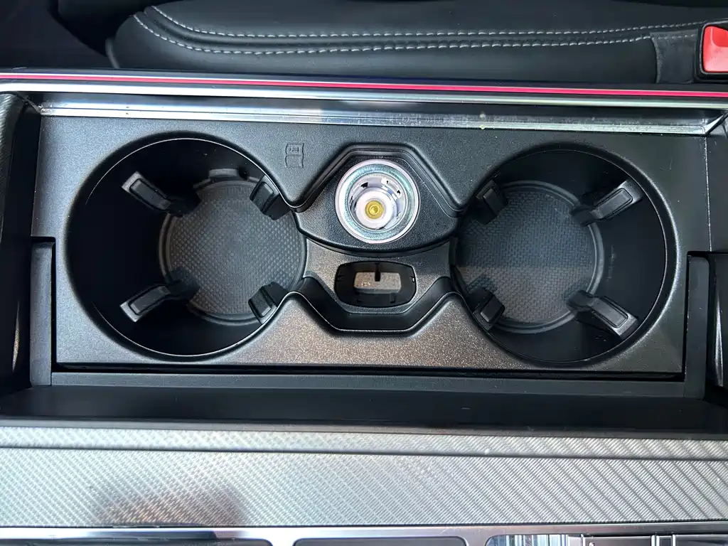 Audi A6L — миниатюра 31